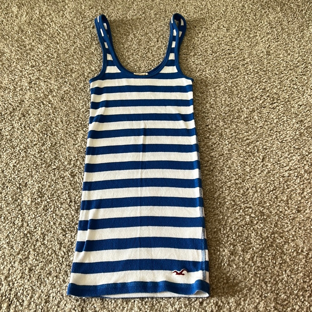Hollister brand woman’s tank top; fitted long length in blue & white stripes XS